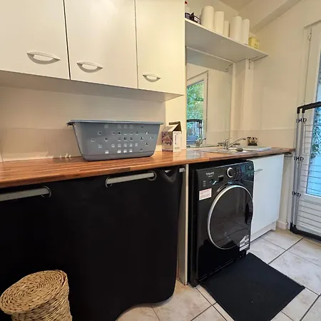 28 Rue Louis Bleriot 72700 Alonnes Hébergement de vacances